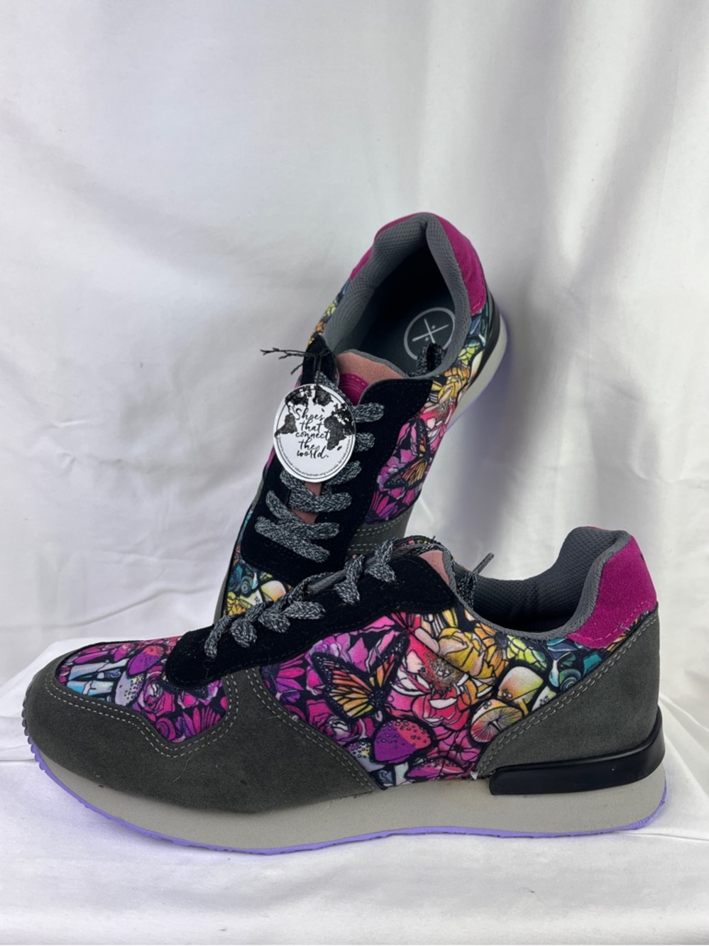 NWT Inkkas Samadhi Jogger Spirit Bear Shoe Size 11